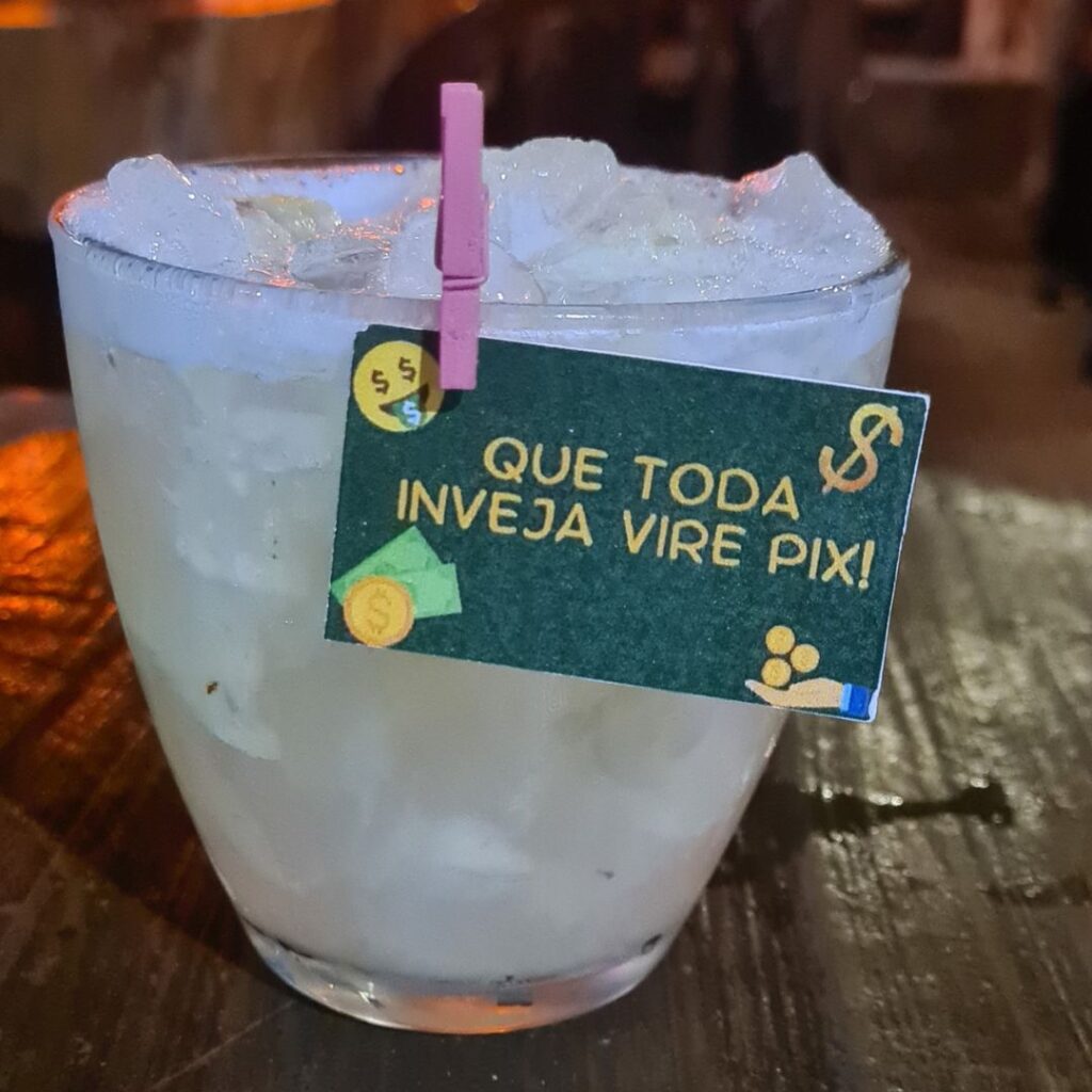 Tags para drinks - que toda inveja vire pix